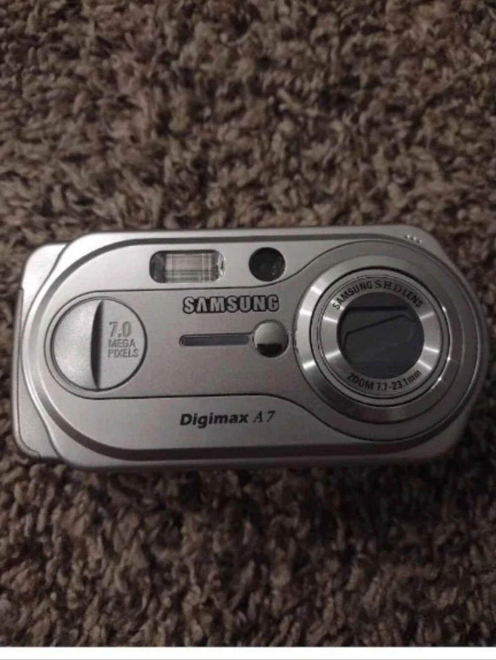 Samsung Digimax A7 Silver Point-and-Shoot Digital Camera